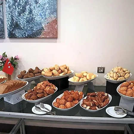Hotel Park Dedeman Bostanci 4*