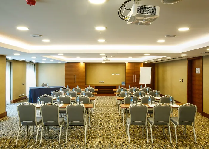Park Dedeman Bostanci Hotel 4*