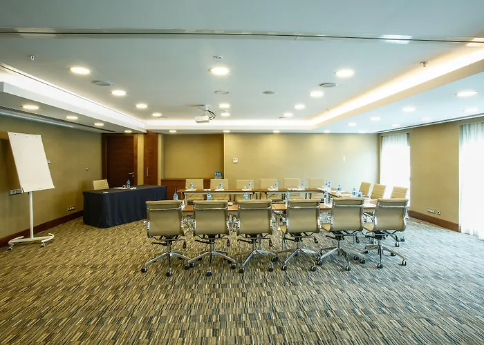 Park Dedeman Bostanci Hotel 4*